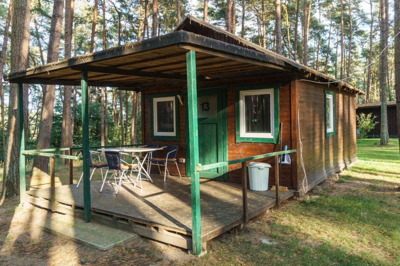 Hotel Urlaub im Bungalow - mitten im Wald Lutow Exterior foto